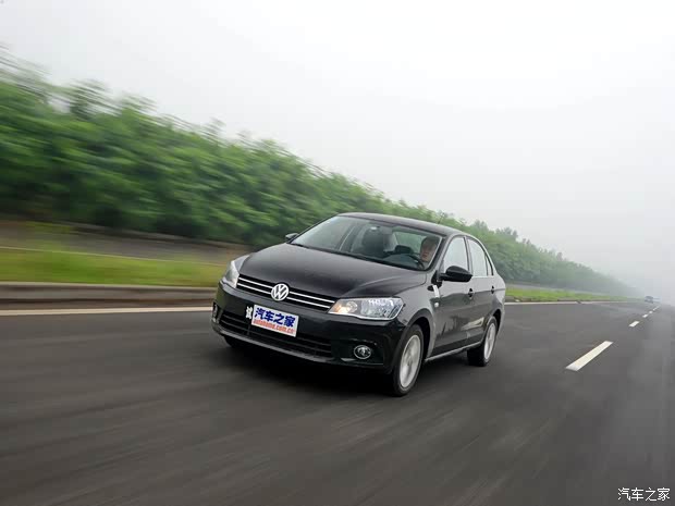 大众一汽-大众捷达2013款 1.6L 自动豪华型 大众一汽-大众捷达2013款 1.6L 自动豪华型