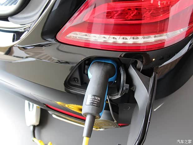 奔馳奔馳(進(jìn)口)奔馳S級(jí)2014款 S500 Plug-in Hybrid