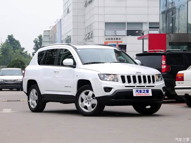 JeepJeep指南者2014款 2.0L 两驱都市版