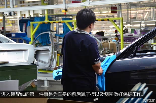 奔驰北京奔驰奔驰E级2014款 E300L 奔驰北京奔驰奔驰E级2014款 E300L