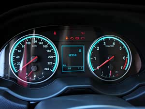 �л�V5 2012�� 1.6L �ֶ�������