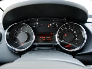 ����3008 2013�� 2.0L �Զ������