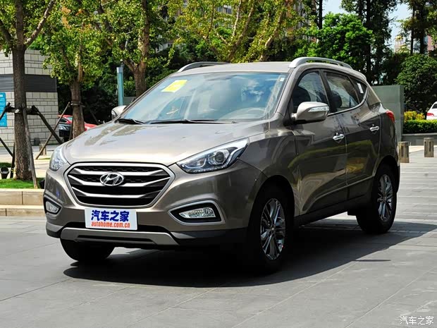 现代北京现代北京现代ix352013款 2.0L 自动四驱智能型GLS 国IV 现代北京现代北京现代ix352013款 2.0L 自动四驱智能型GLS 国IV