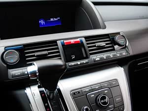 ������2012�� 2.4L VTi������