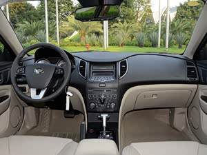 奔腾B50 2013款 1.8L AT尊贵型