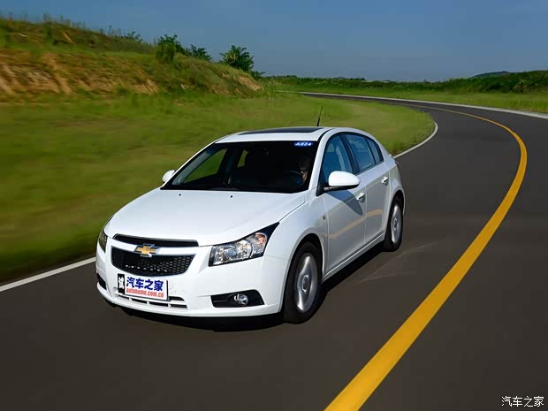 雪佛兰通用雪佛兰科鲁兹2013款 掀背 1.6T 自动旗舰型 雪佛兰通用雪佛兰科鲁兹2013款 掀背 1.6T 自动旗舰型