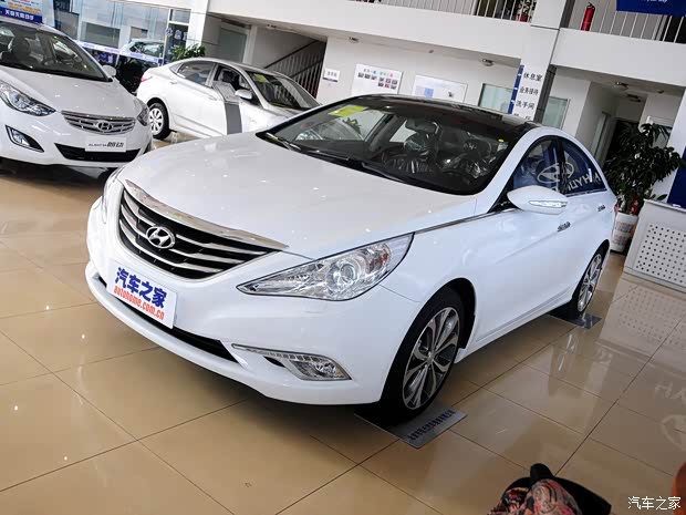 现代北京现代索纳塔八2013款 2.4L 自动豪华版 国IV 现代北京现代索纳塔八2013款 2.4L 自动豪华版 国IV