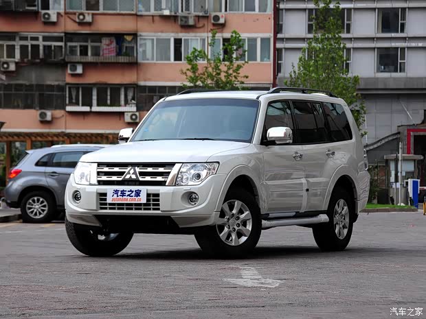 帕杰罗(进口)2014款 3.0L 精英版