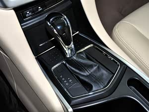 驭胜2013款 S350 2.4T 两驱自动柴油豪华版5座