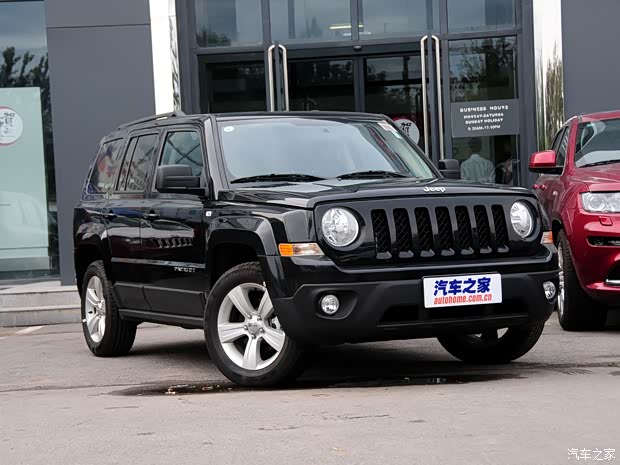JeepJeep自由客2014款 2.4L 运动版