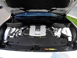 Ӣ�����QX70 2013�� 3.7L ��Խ��