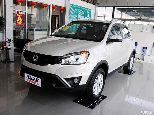 柯兰多2014款 2.0L 汽油两驱自动精英导航版