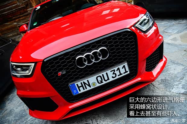 奥迪奥迪RS奥迪RS Q32014款 基本型