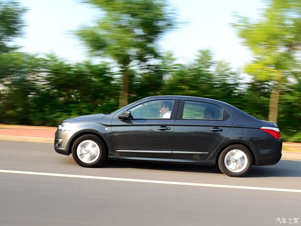 东风雪铁龙 爱丽舍 2014款 1.6L 手动舒适型 东风雪铁龙 爱丽舍 2014款 1.6L 手动舒适型