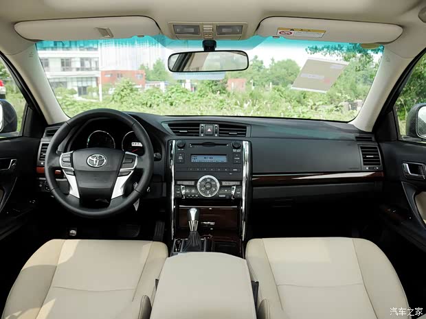 丰田一汽丰田锐志2013款 2.5V 菁锐版