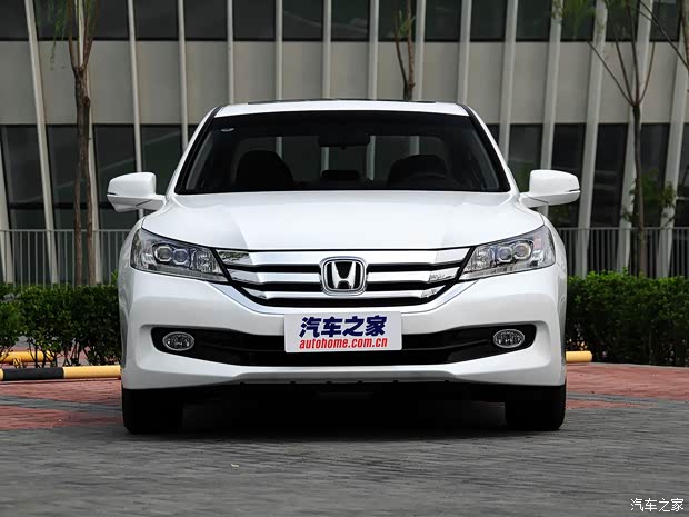 本田广汽本田雅阁2014款 2.4L EX 豪华版 本田广汽本田雅阁2014款 2.4L EX 豪华版