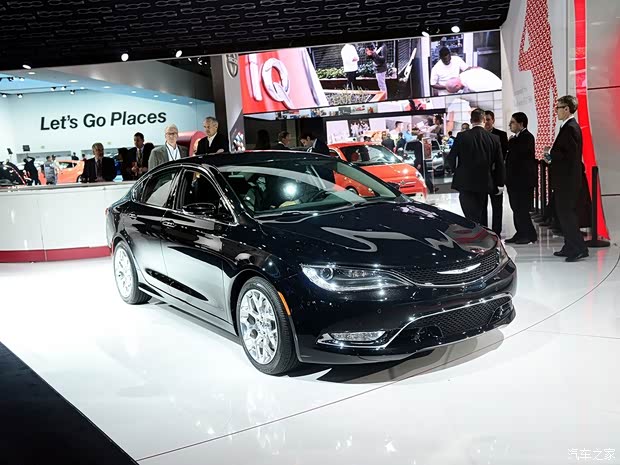 克萊斯勒(進(jìn)口) 克萊斯勒200 2015款 C 基本型 克萊斯勒(進(jìn)口) 克萊斯勒200 2015款 C 基本型