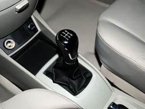 悦翔V5 2012款 1.5L 手动运动型 国IV