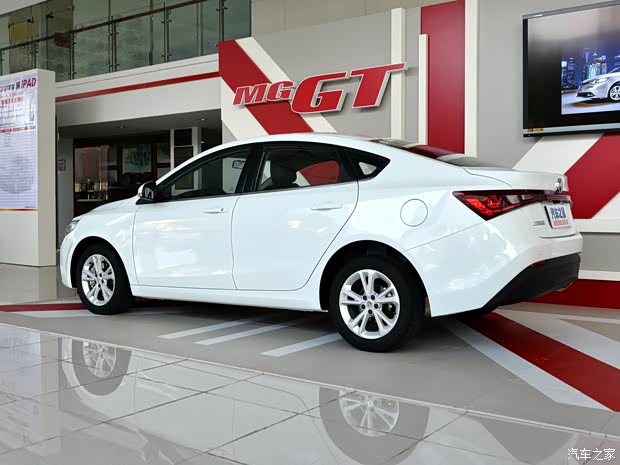 上汽集团 MG GT 2015款 1.5T 自动豪华版 上汽集团 MG GT 2015款 1.5T 自动豪华版