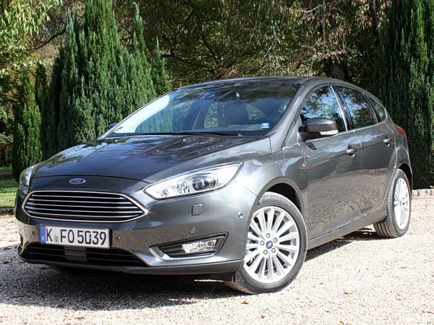 福特(進(jìn)口) ?？怂?進(jìn)口) 2014款 1.0T 兩廂手動(dòng)基本型