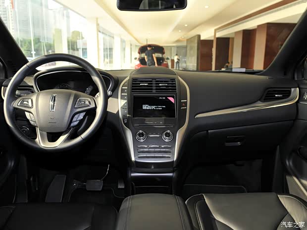 林肯 林肯MKC 2014款 2.0T 两驱尊享版