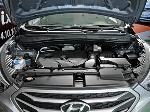 �����ִ�ix35 2013�� 2.0L �ֶ�����������GL ��IV