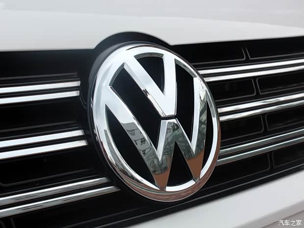 上海大眾 帕薩特 2014款 1.4TSI DSG尊榮版 上海大眾 帕薩特 2014款 1.4TSI DSG尊榮版