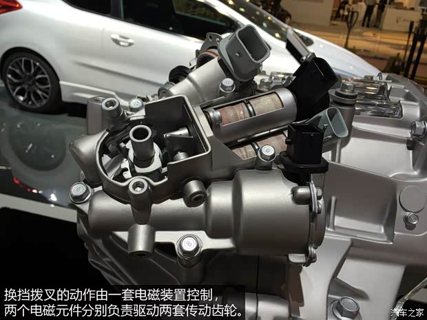 東風(fēng)悅達(dá)起亞 起亞K4 2014款 1.6T 自動(dòng)Turbo