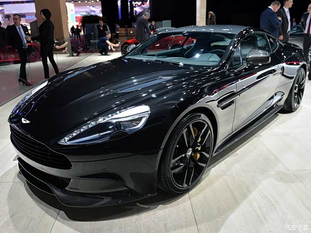 阿斯顿·马丁 Vanquish 2015款 6.0L Coupe 碳纤维特别版