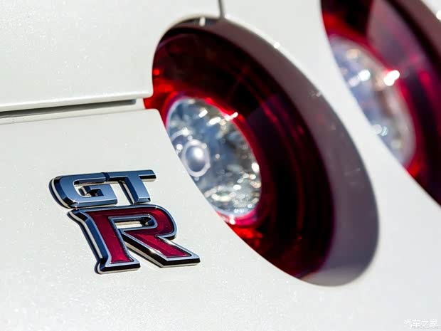日產(chǎn)(進(jìn)口) 日產(chǎn)GT-R 2015款 3.8T Nismo