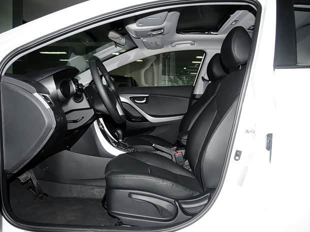 北京现代 朗动 2015款 1.6L 自动尊贵型