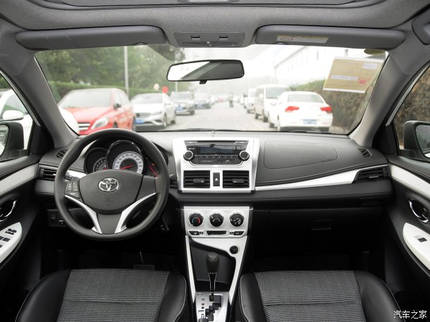 一汽丰田 威驰 2015款 1.5L 自动智享星光版