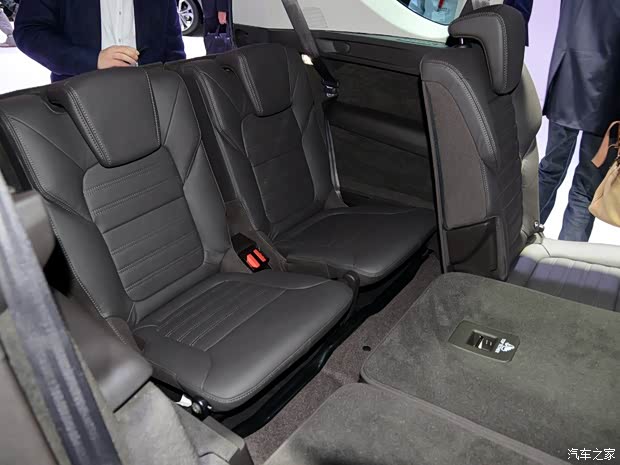 雷诺(进口) Espace 2014款 基本型 雷诺(进口) Espace 2014款 基本型