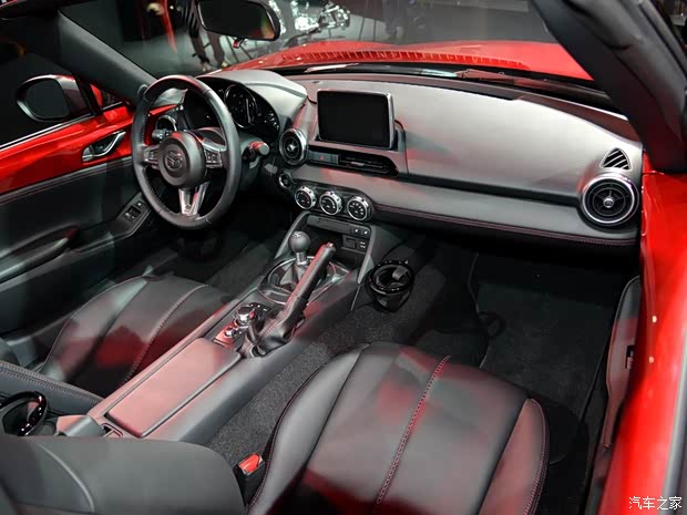 馬自達(dá)(進(jìn)口) 馬自達(dá)MX-5 2015款 基本型