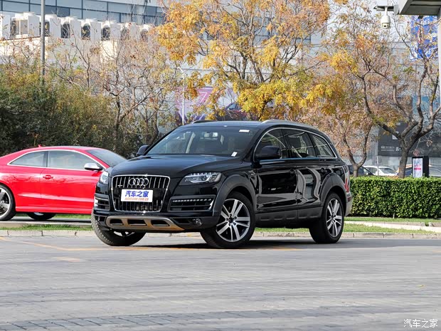 奥迪(进口) 奥迪Q7 2015款 40 TFSI 典藏型 奥迪(进口) 奥迪Q7 2015款 40 TFSI 典藏型