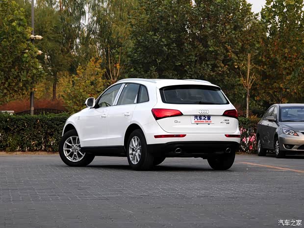 一汽-大众奥迪 奥迪Q5 2013款 40 TFSI 进取型 一汽-大众奥迪 奥迪Q5 2013款 40 TFSI 进取型