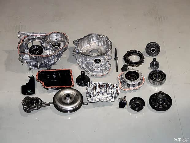 长安马自达 马自达3 Axela昂克赛拉 2014款 三厢 2.0L 自动旗舰型 长安马自达 马自达3 Axela昂克赛拉 2014款 三厢 2.0L 自动旗舰型