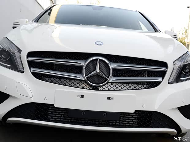 奔驰(进口) 奔驰A级 2015款 A 200 时尚型