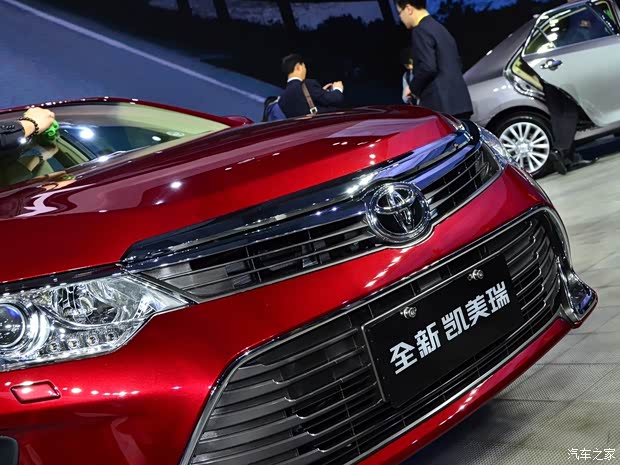 广汽丰田 凯美瑞 2015款 2.5HQ 旗舰版