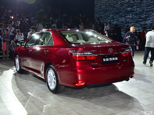 广汽丰田 凯美瑞 2015款 2.5HQ 旗舰版