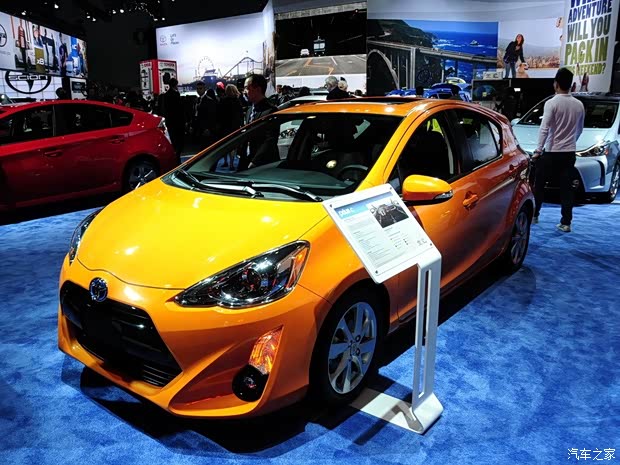 丰田(进口) 普锐斯(海外) 2015款 C 丰田(进口) 普锐斯(海外) 2015款 C