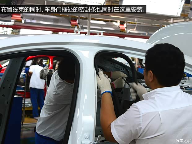 通用雪佛兰 科鲁兹 2015款 1.4T DCG旗舰版 通用雪佛兰 科鲁兹 2015款 1.4T DCG旗舰版