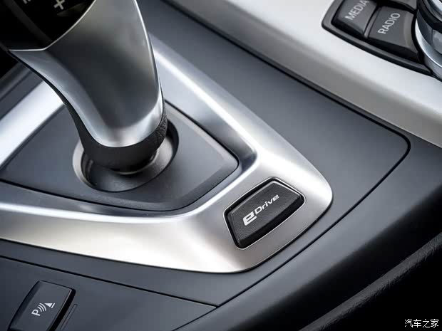 寶馬(進(jìn)口) 寶馬3系(進(jìn)口) 2015款 plug-in hybrid