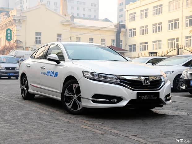 東風(fēng)本田 思鉑睿 2015款 2.4L 尊貴版