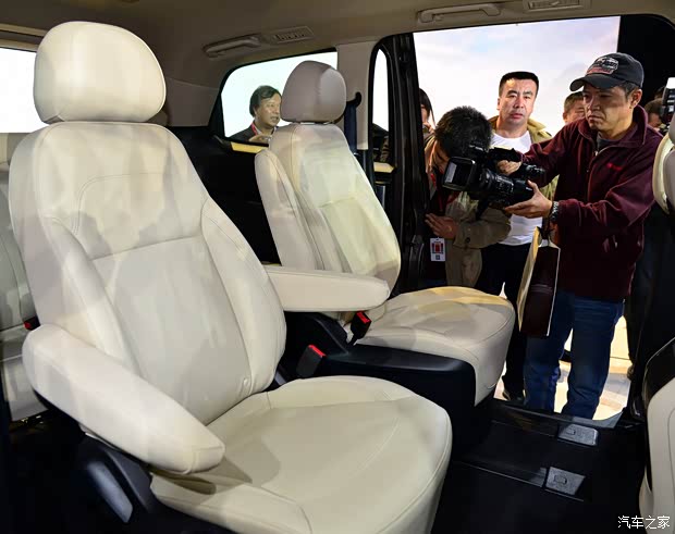 华晨华颂 华颂7 2014款 基本型 华晨华颂 华颂7 2014款 基本型