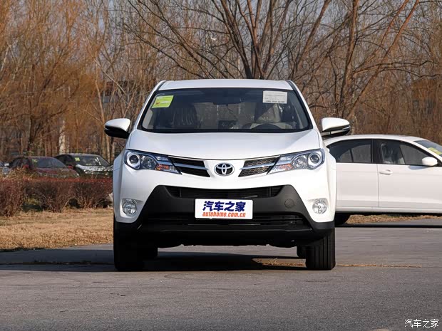 一汽丰田 一汽丰田RAV4 2015款 2.0L CVT两驱都市版