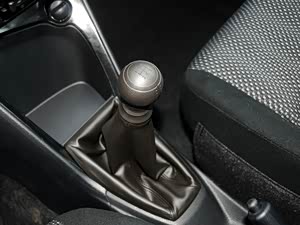 ����2014�� 1.3L �ֶ����а�