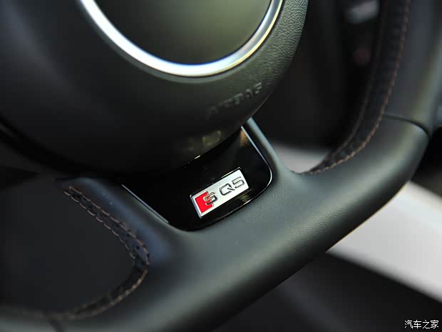 奥迪奥迪(进口)奥迪SQ52014款 SQ5 3.0TFSI quattro