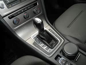 �߶��� 2014�� 1.6L �Զ�������