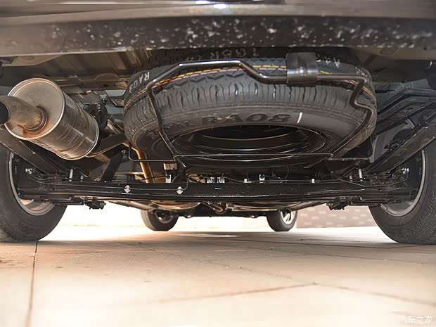 日產(chǎn)鄭州日產(chǎn)日產(chǎn)NV2002014款 1.6L CVT尊貴型